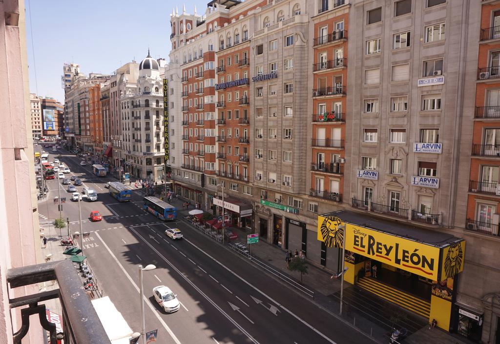 Santillan II Hotel Madrid Esterno foto